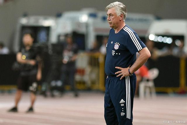 失利后的冷漠：郭士强与队员态度鲜明对比